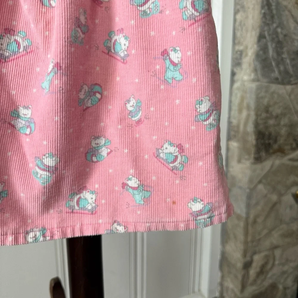 Vintage OshKosh B'gosh Sledding Bear Pink Corduroy Overall Dress size 4t